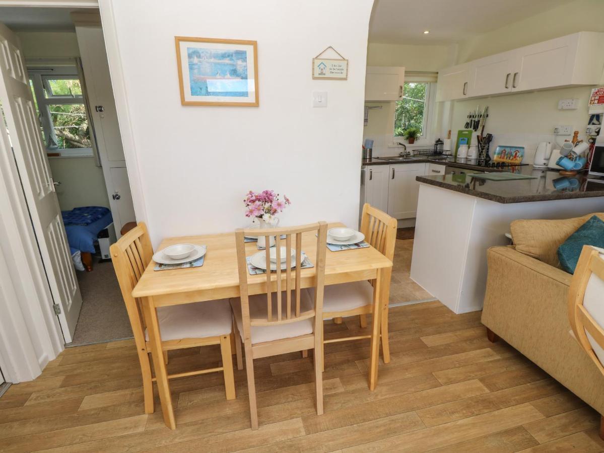 Drake Cottage Seaview Bagian luar foto